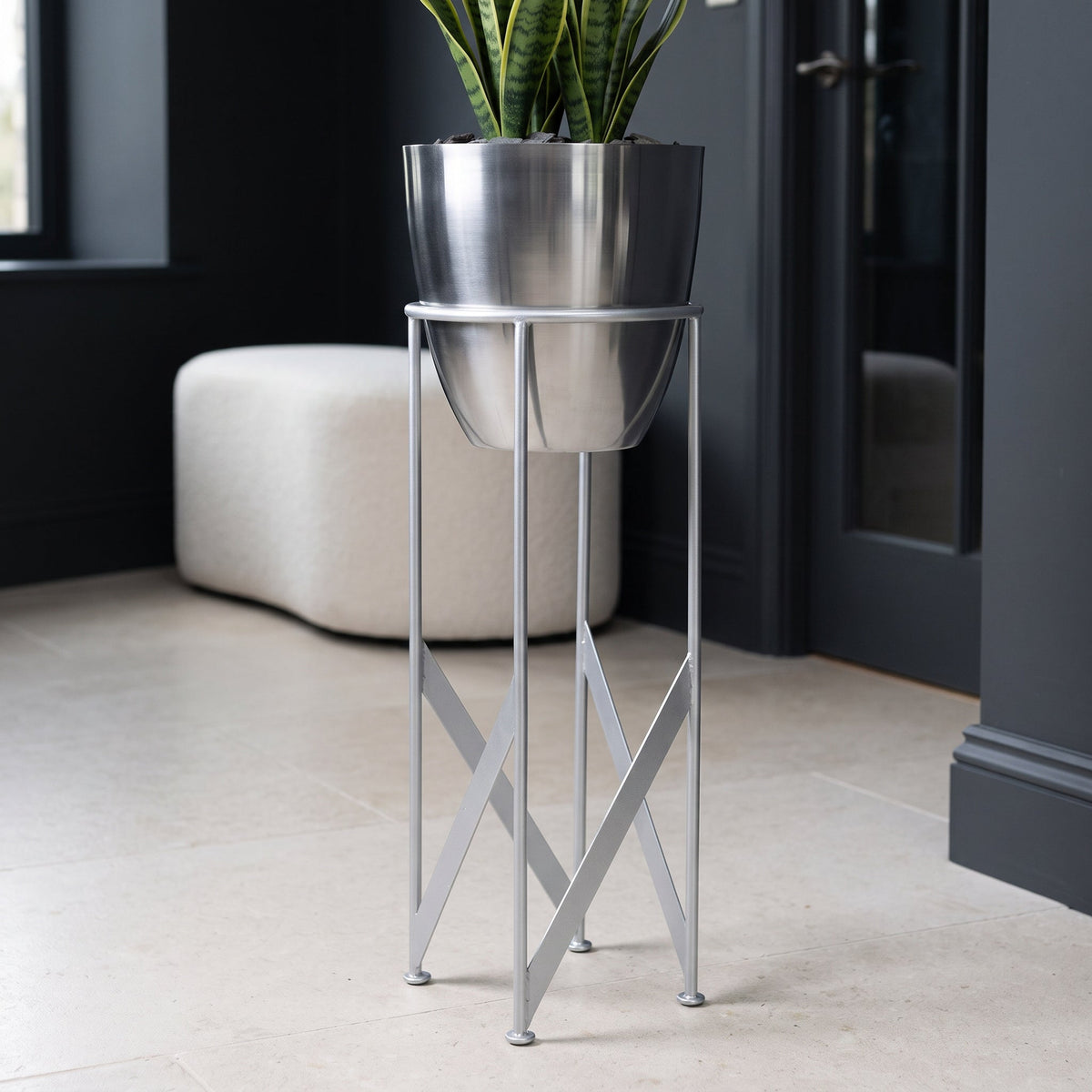 55cm Metal Planter with Matching Stand