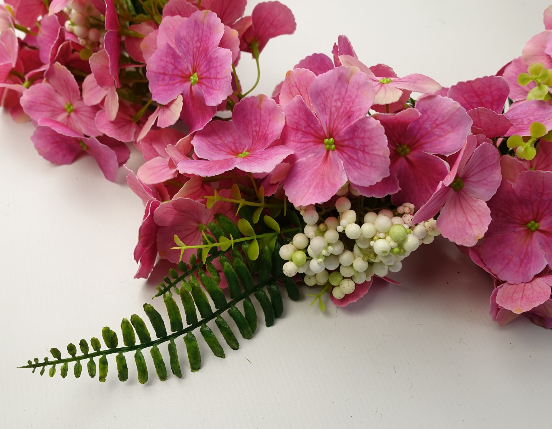 150cm Artificial Hanging Trailing Pink Blossom Garland