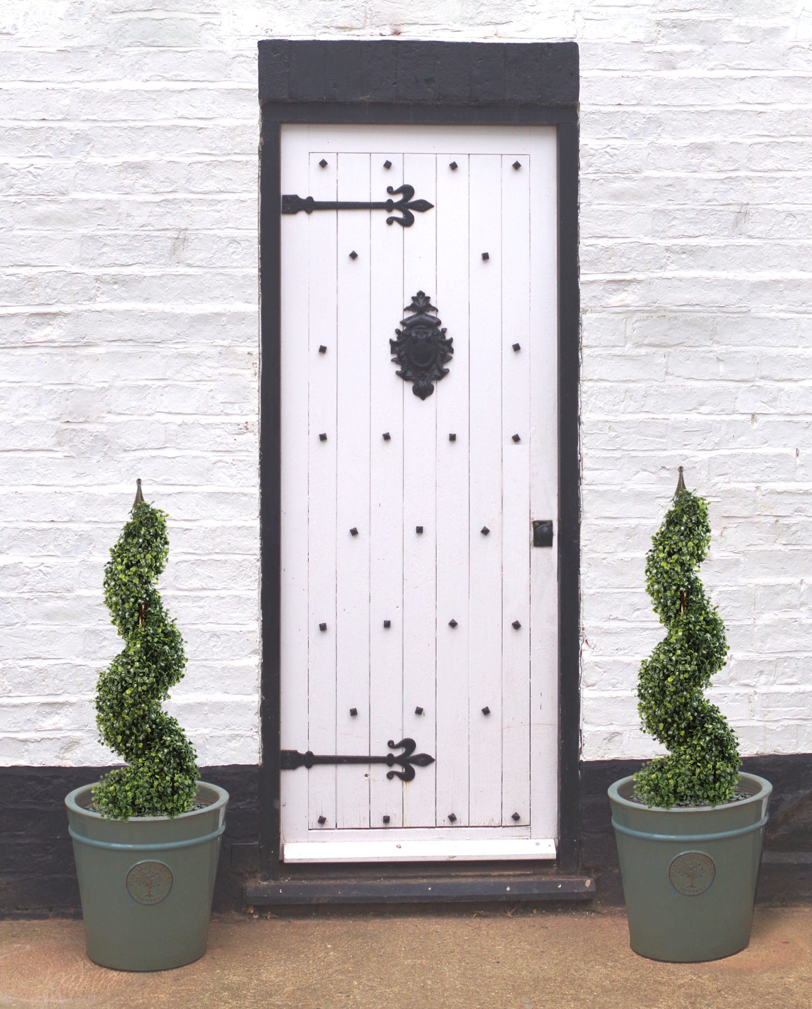 90cm (3ft) Tall Artificial Boxwood Tower Tree Topiary Spiral Decorative Top