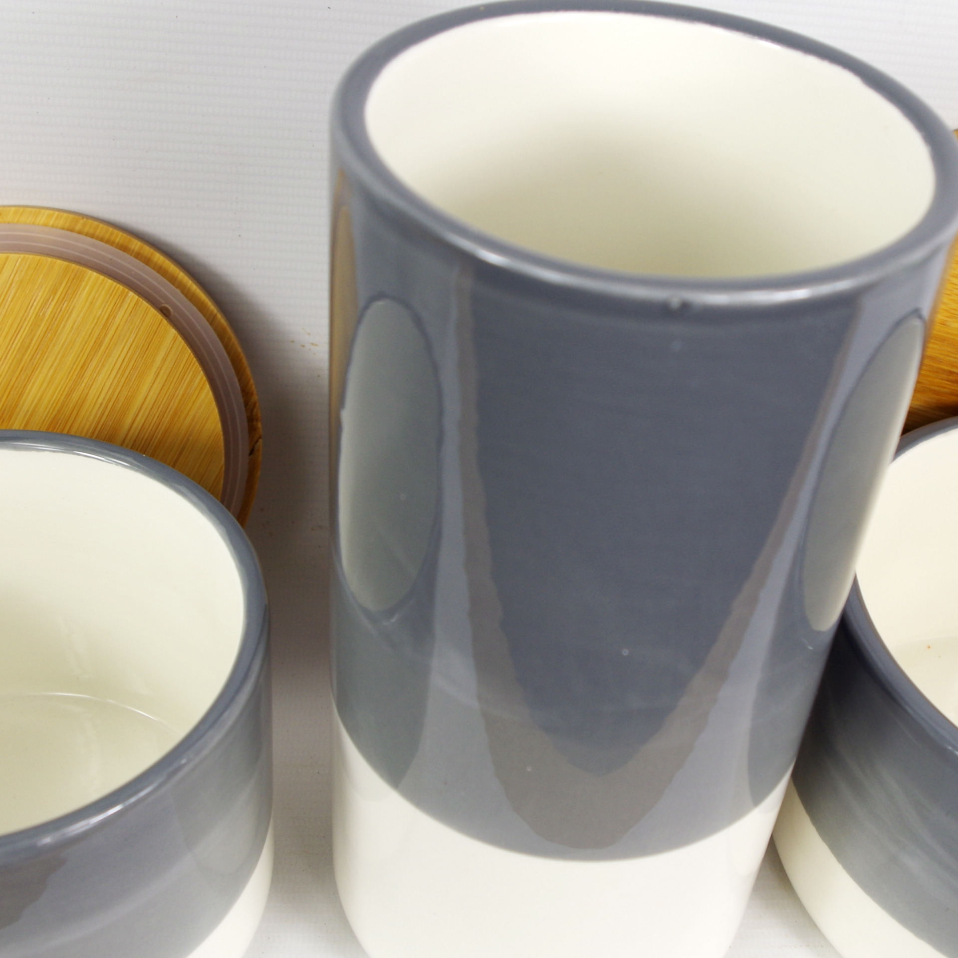 set-of-three-canisters-grey-ceramic-storage-jars-with-lids-leaf